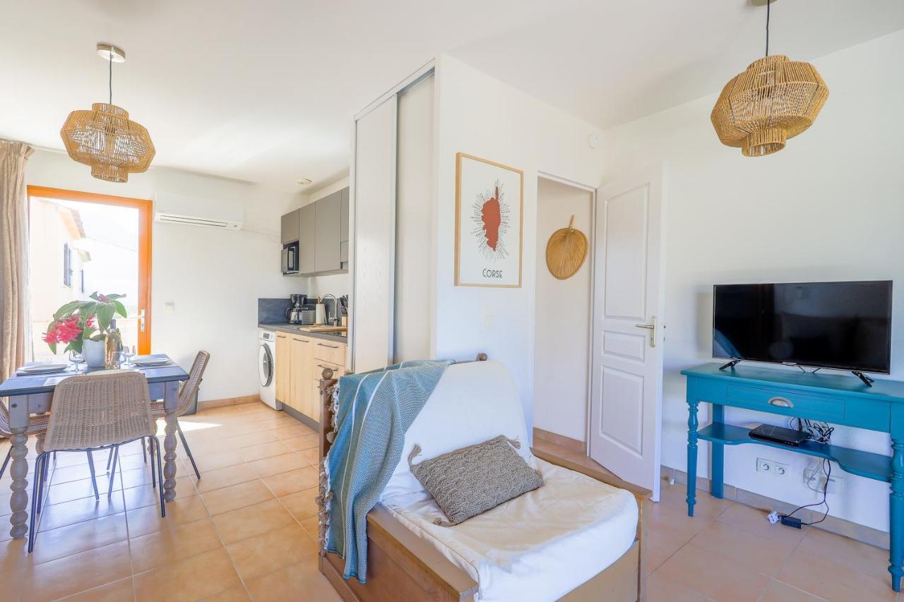 Capra Scorsa - Appt Vue Mer Et Piscine Partagee Belgodère Екстериор снимка