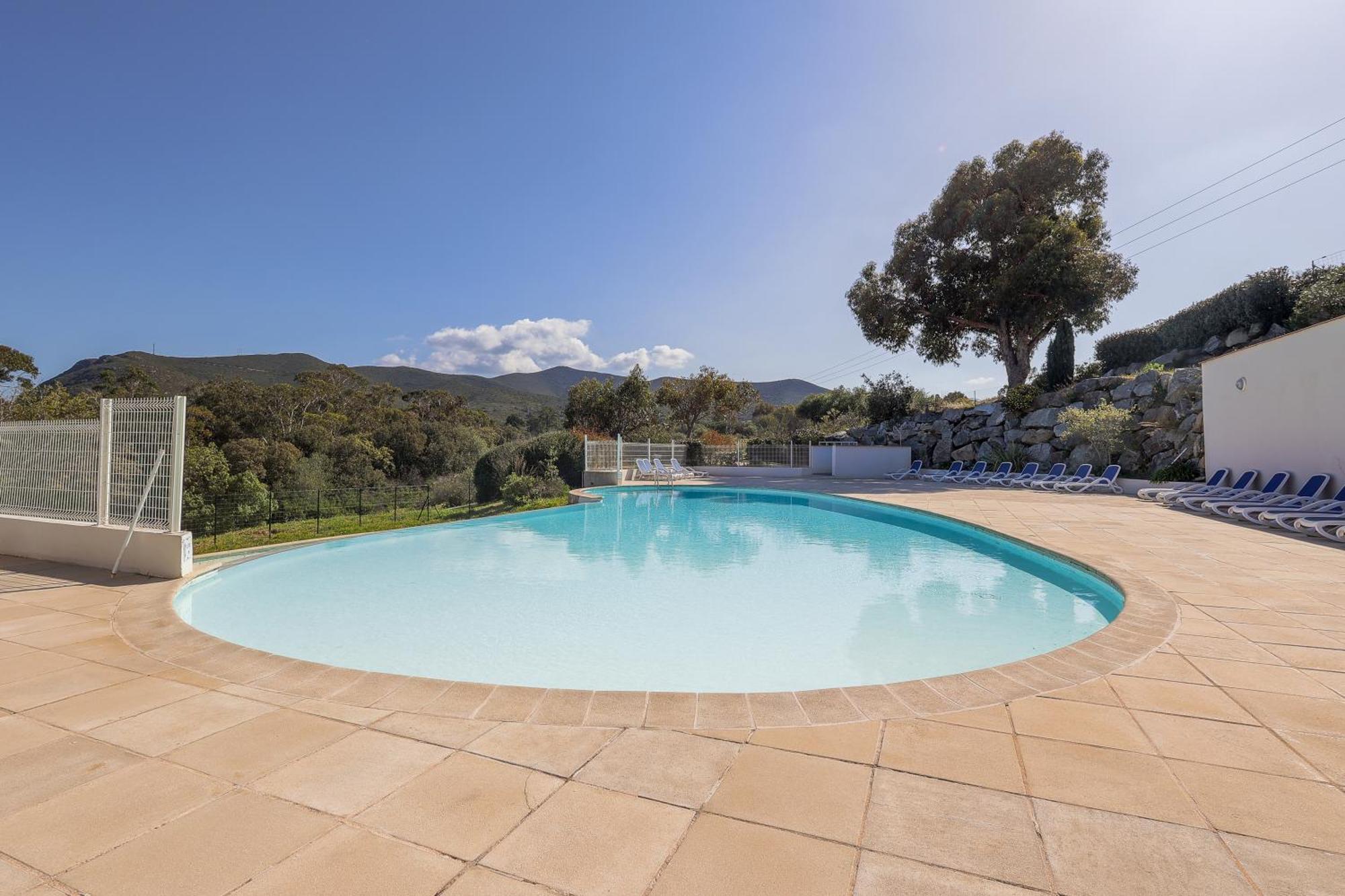 Capra Scorsa - Appt Vue Mer Et Piscine Partagee Belgodère Екстериор снимка